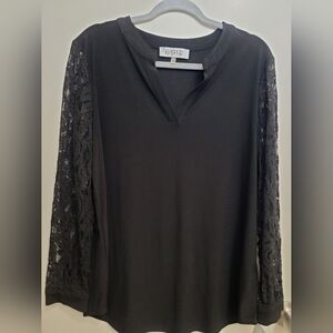 New Kasper Women's Black Top with Lace Sleeves Size Large